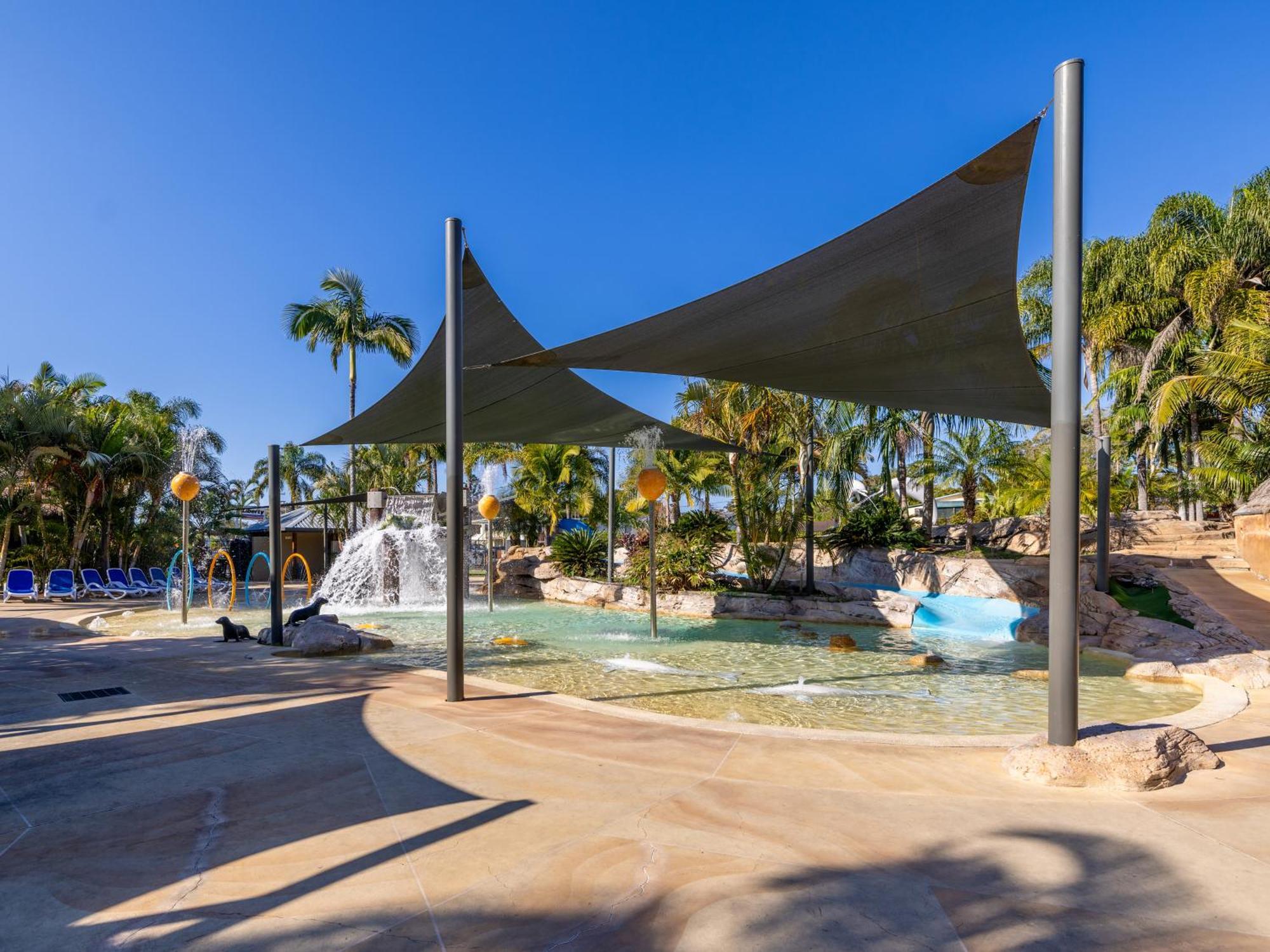 Nrma Blue Dolphin Yamba Holiday Resort Eksteriør bilde