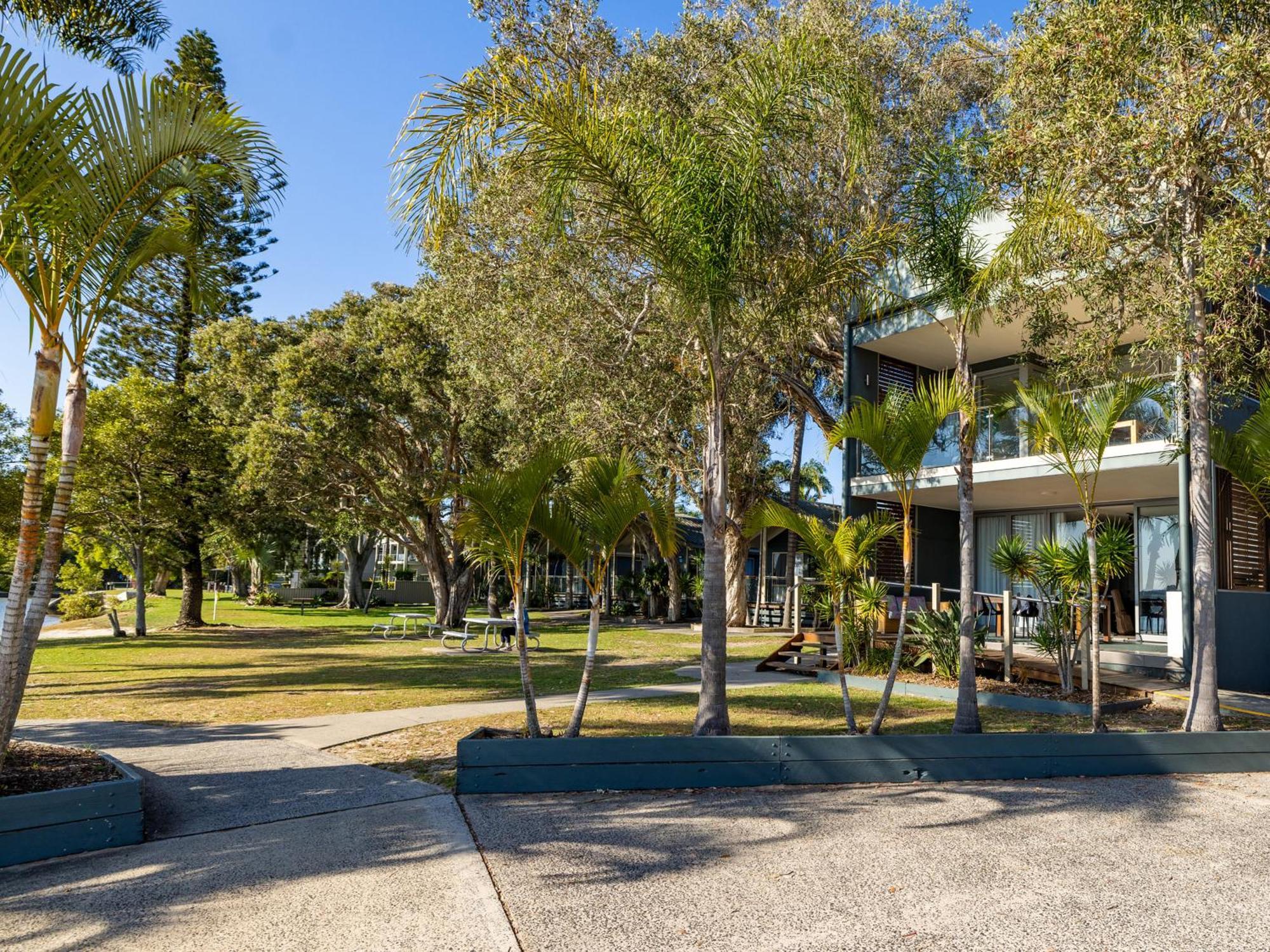 Nrma Blue Dolphin Yamba Holiday Resort Rom bilde
