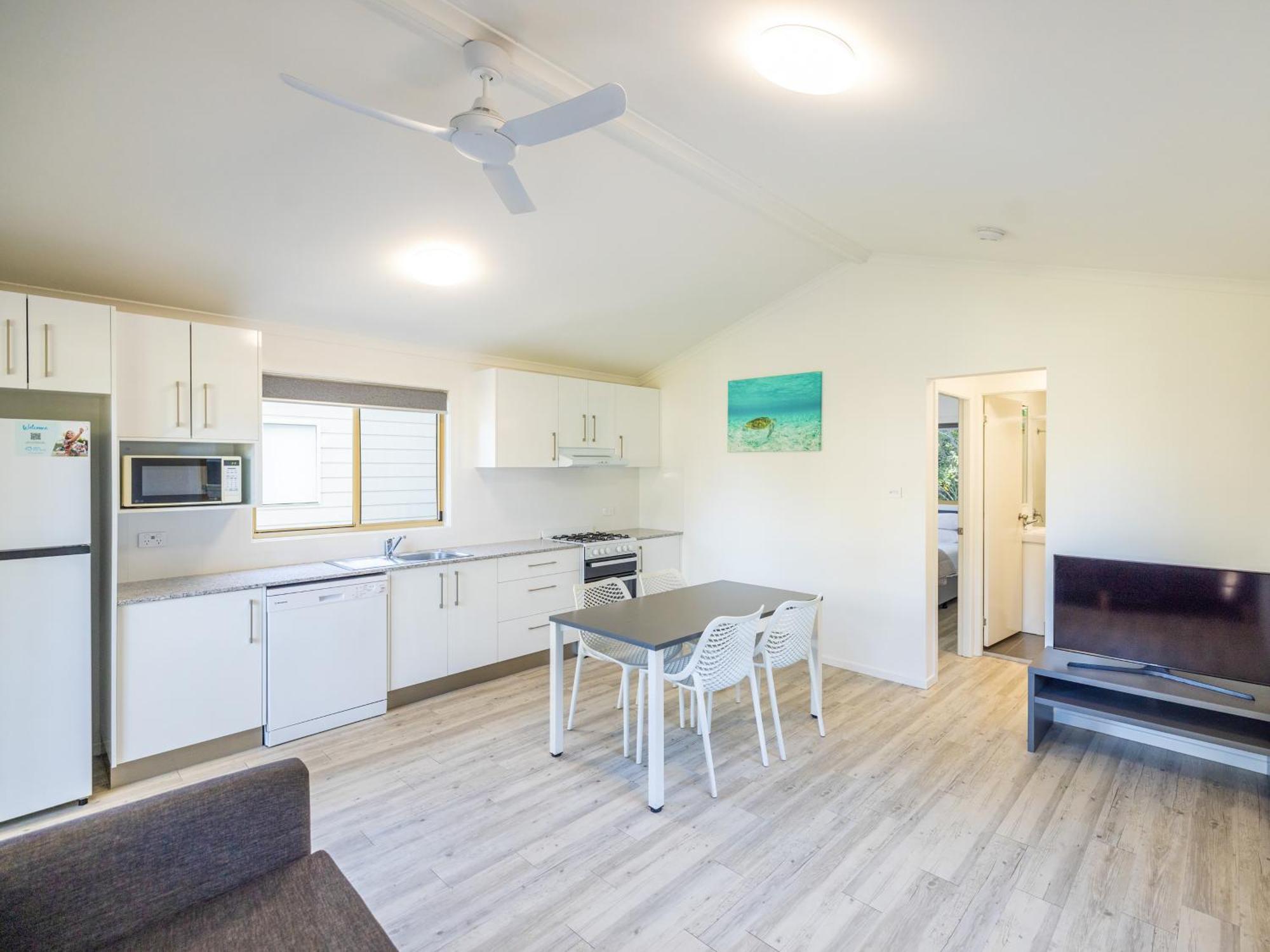 Nrma Blue Dolphin Yamba Holiday Resort Rom bilde