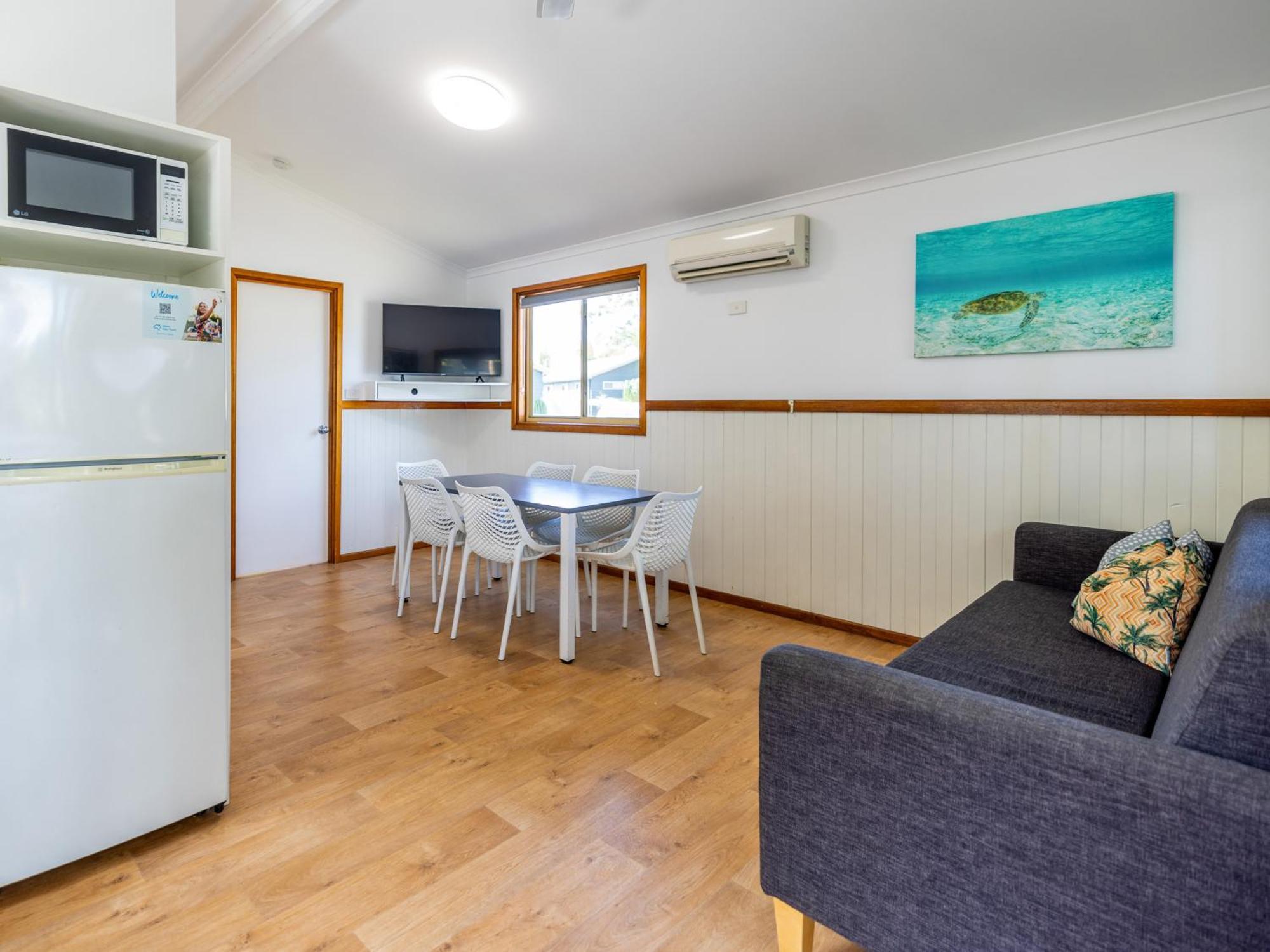 Nrma Blue Dolphin Yamba Holiday Resort Rom bilde